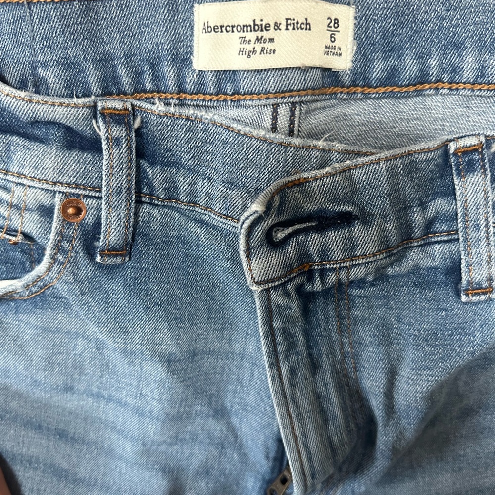 Abercrombie & Fitch High Rise Blue Jeans